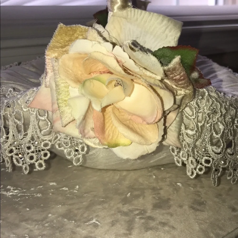 Vintage Victorian silk taffeta/lace flower girl basket